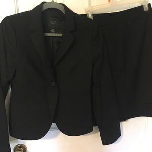 J Crew Super 120s Black wool skirt suit size 2